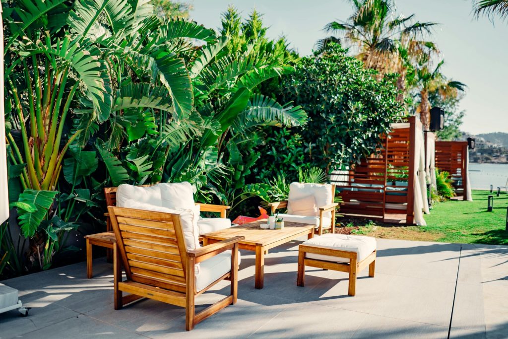 Modulare Gartenmöbel: Flexibilität und Design vereinen