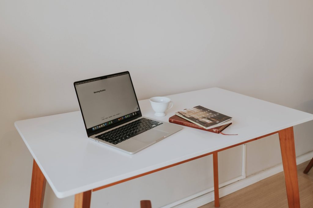 Maximale Effizienz im Home-Office: Tipps & Tricks