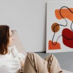 Bild über dem Sofa